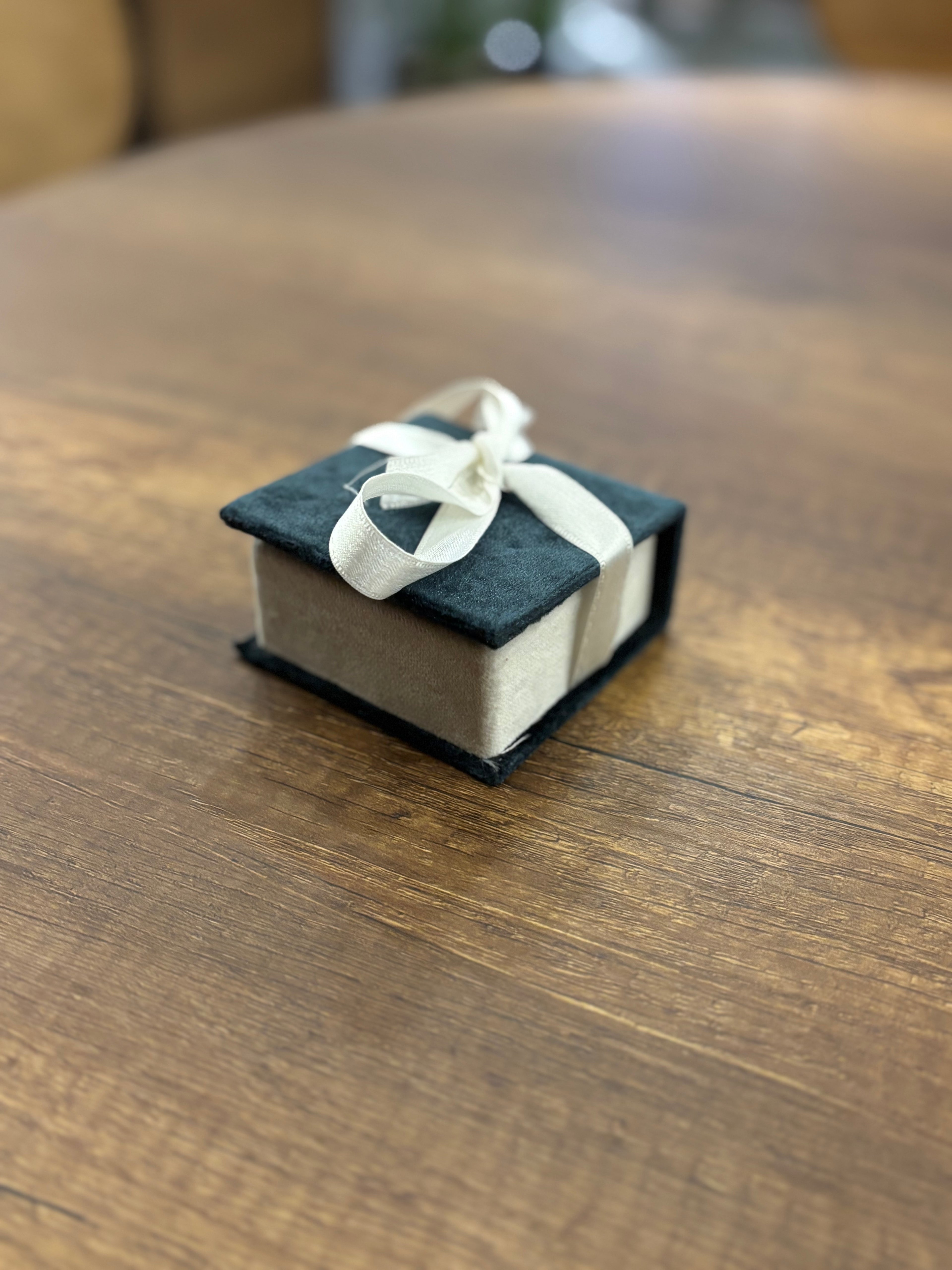 Nox Vision - Alya Gold Saat